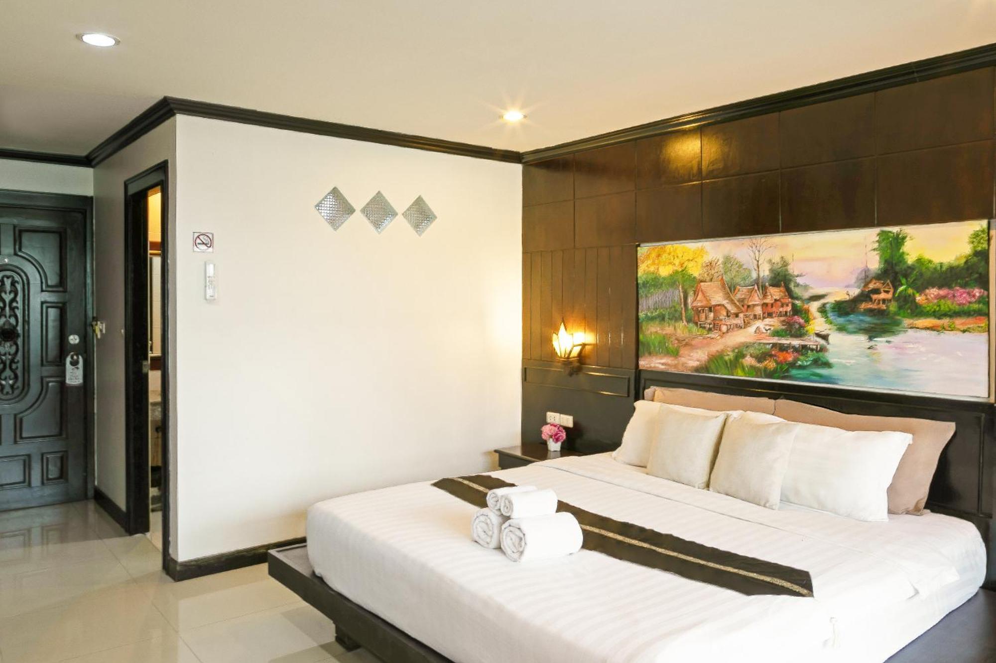Best Venue Hotel Patong Extérieur photo