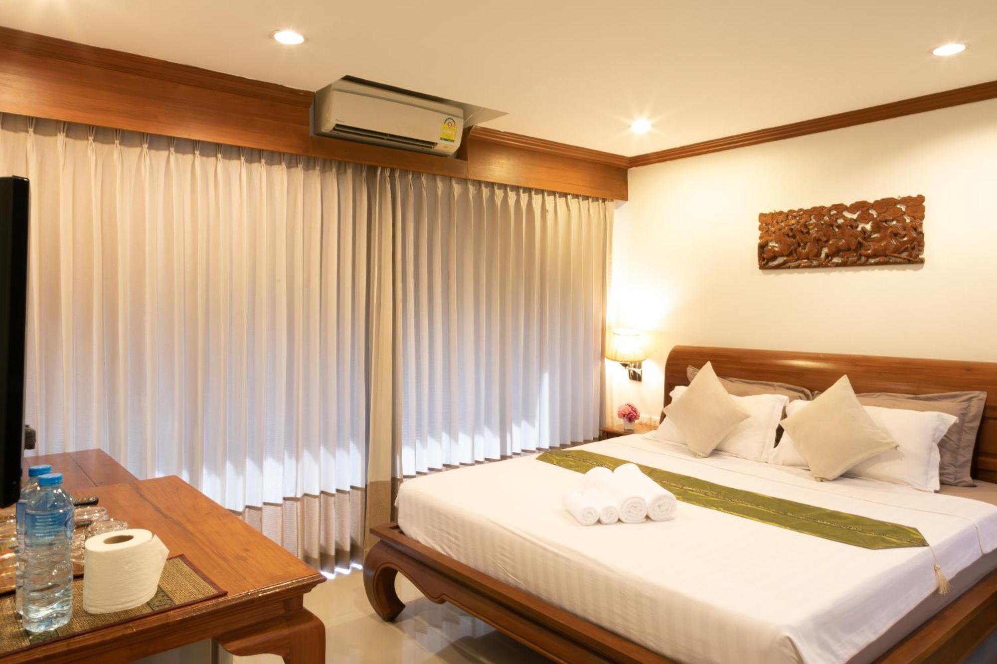 Best Venue Hotel Patong Extérieur photo