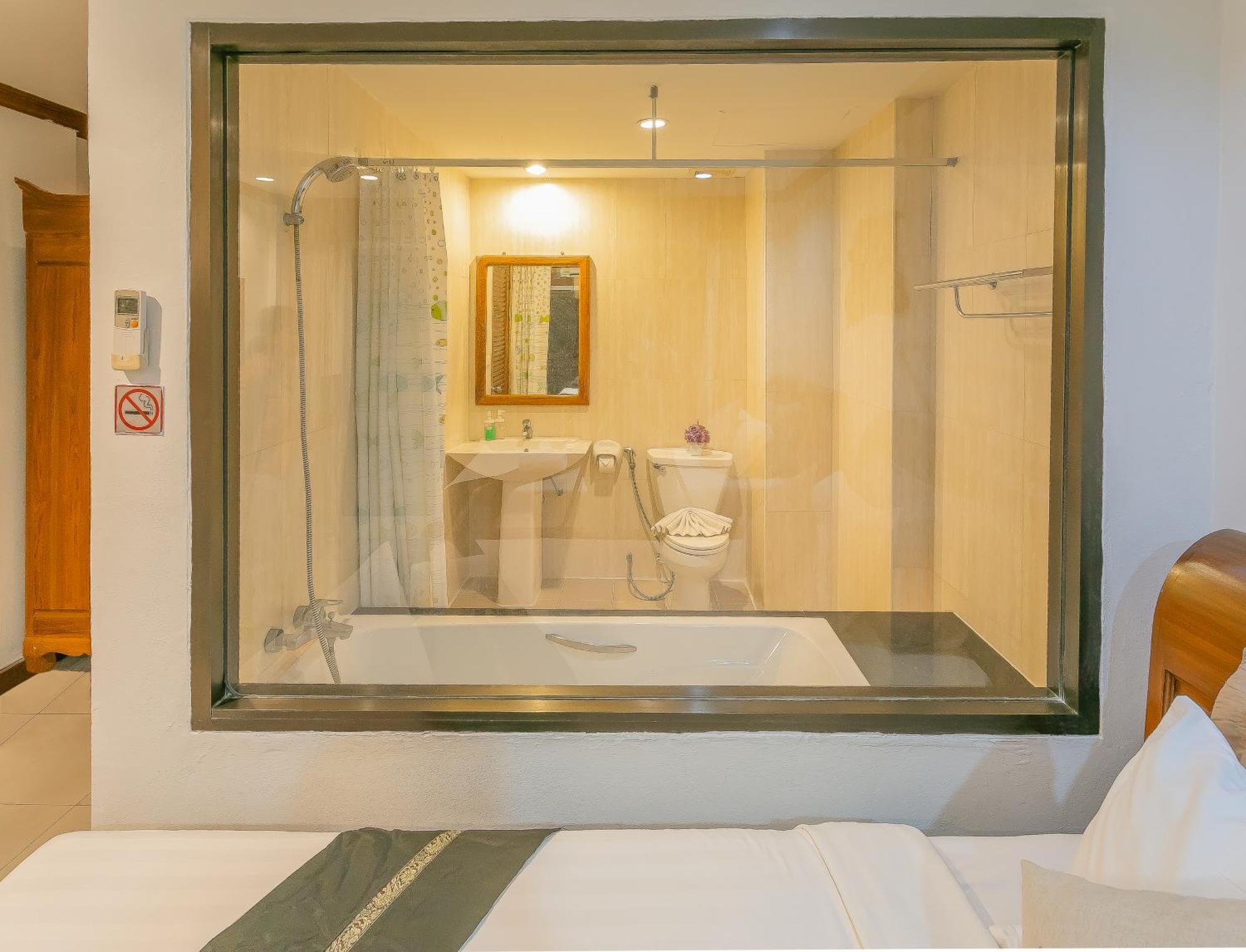 Best Venue Hotel Patong Extérieur photo